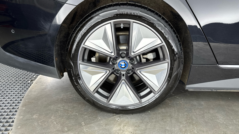 BMW i4 250kW eDrive40 Sport 83.9kWh 5dr Auto [Tech Pack] Electric Hatchback